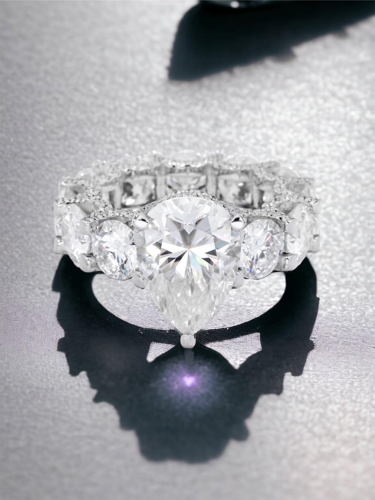 17CT size 7.5 Engagement Ring